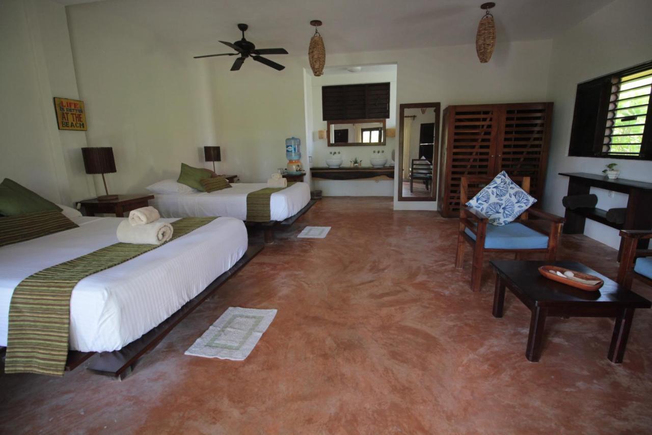 Sol Caribe Hotel Punta Allen Buitenkant foto