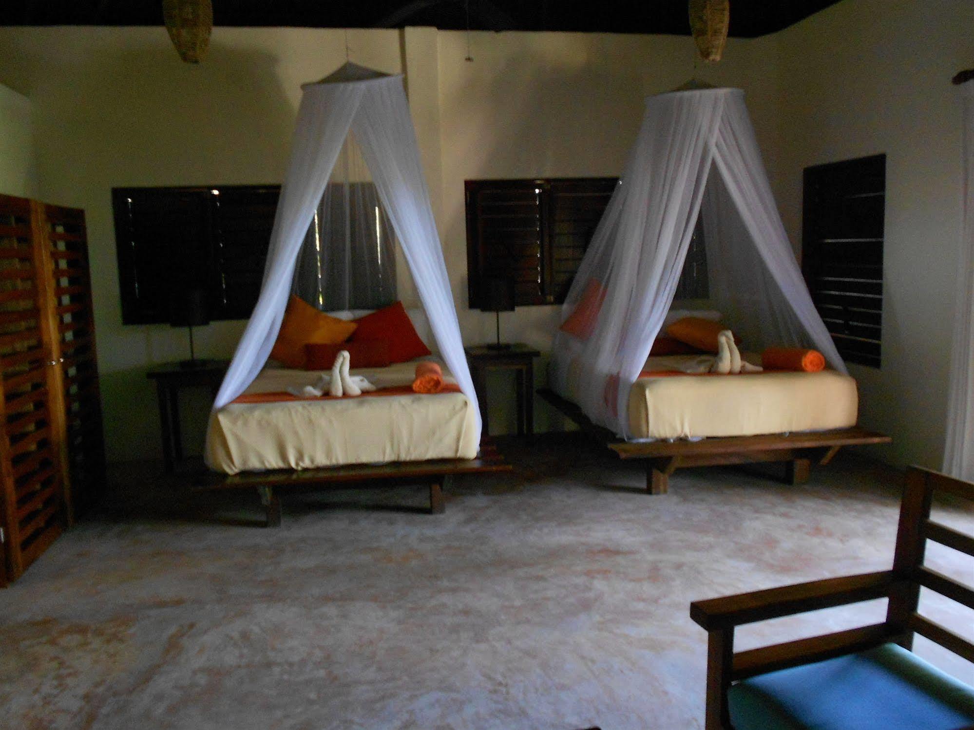 Sol Caribe Hotel Punta Allen Buitenkant foto