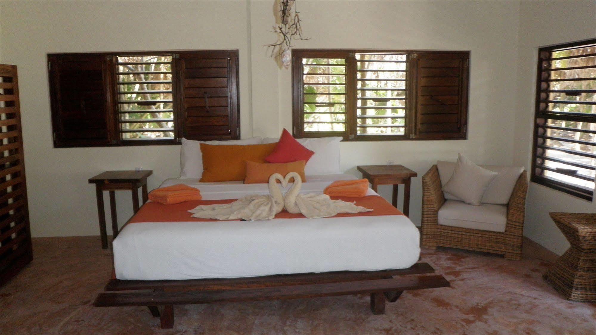 Sol Caribe Hotel Punta Allen Buitenkant foto
