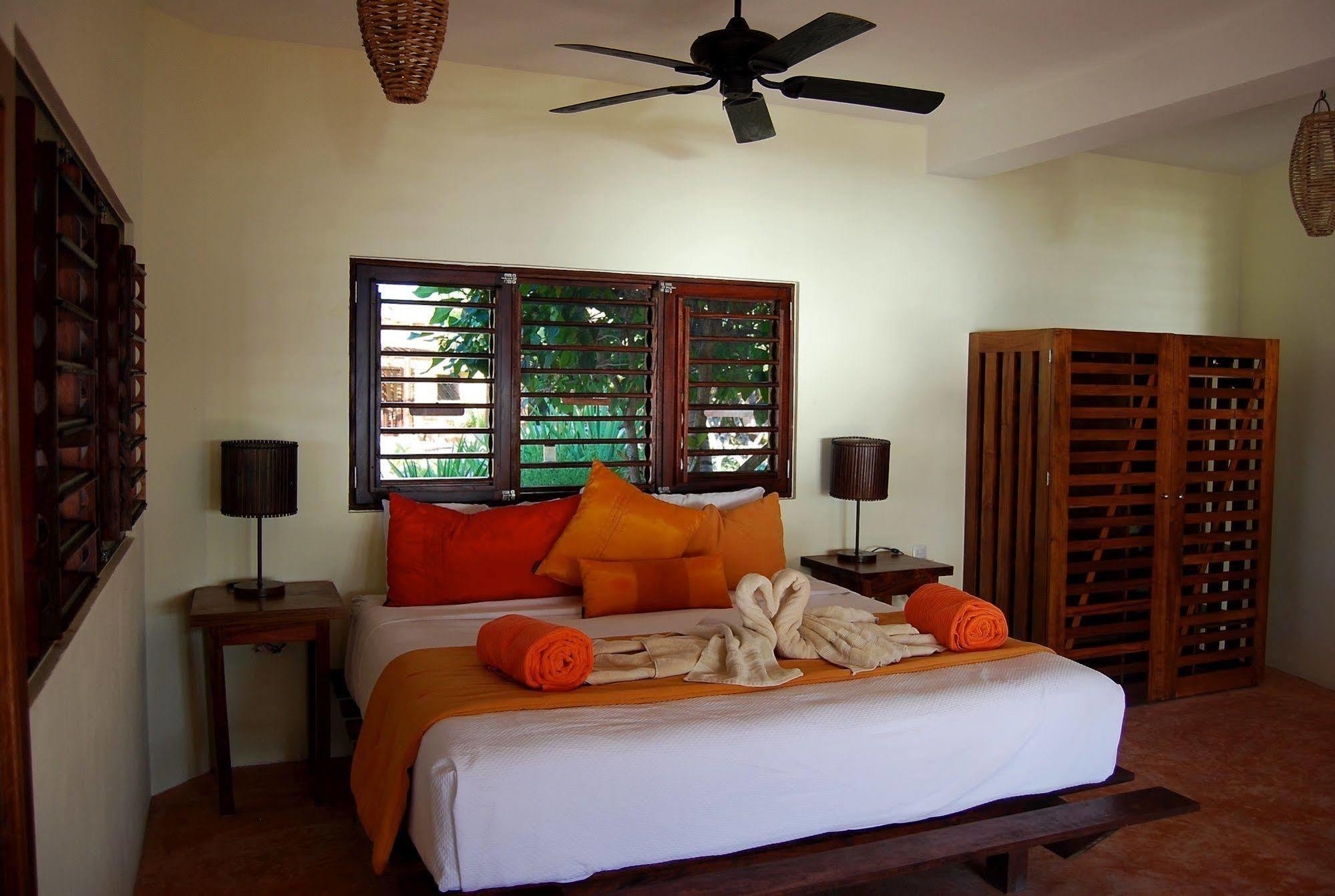 Sol Caribe Hotel Punta Allen Buitenkant foto